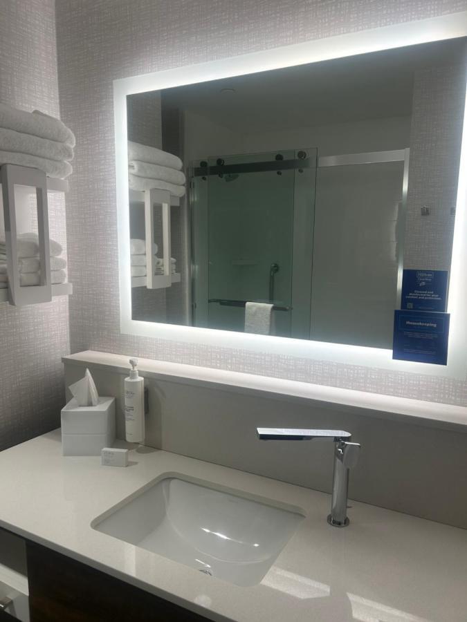 Hampton Inn By Hilton Кингстон Экстерьер фото