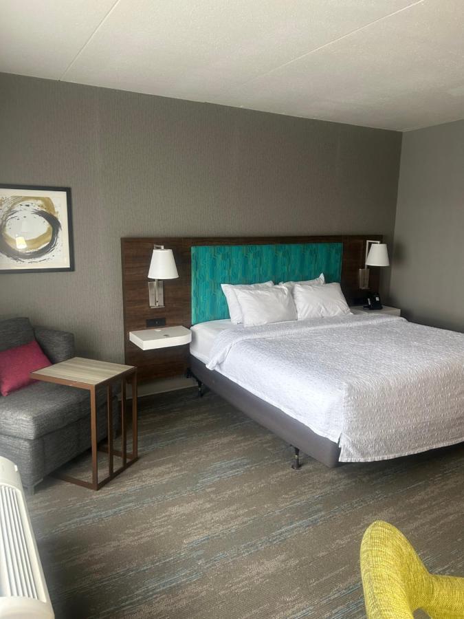 Hampton Inn By Hilton Кингстон Экстерьер фото