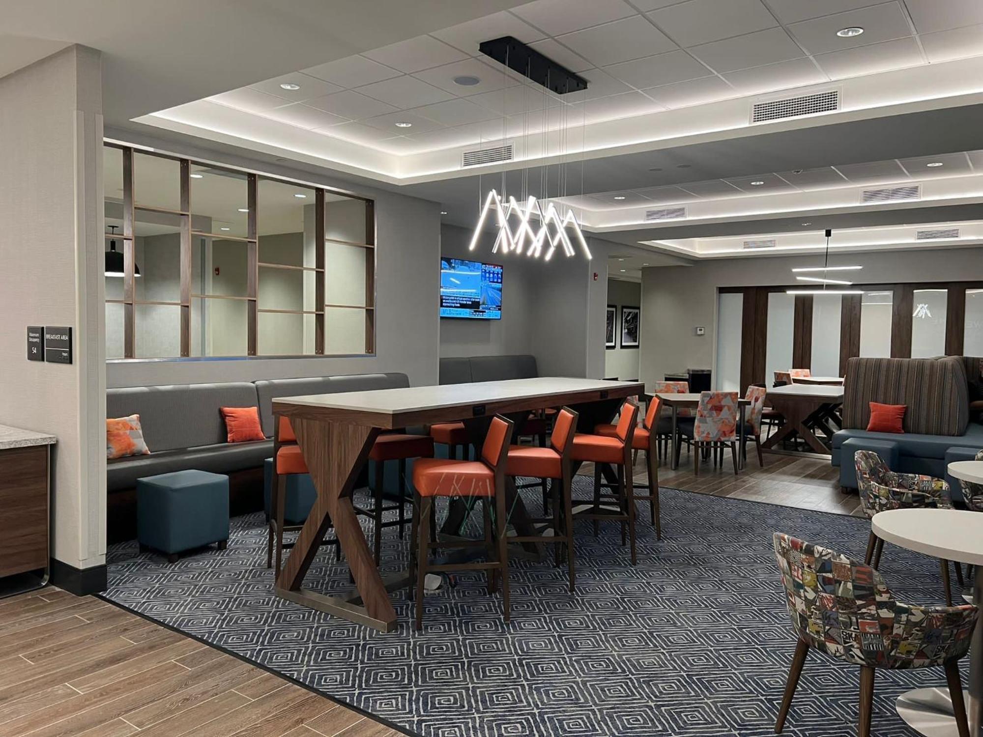 Hampton Inn By Hilton Кингстон Экстерьер фото